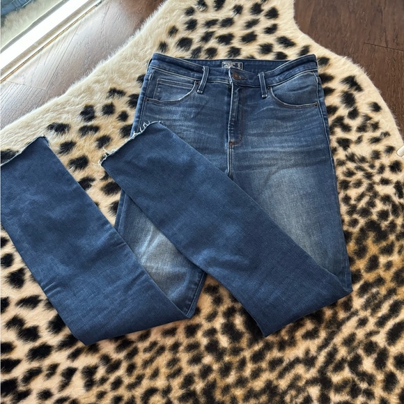 Abercrombie & Fitch jeans - Picture 5 of 10